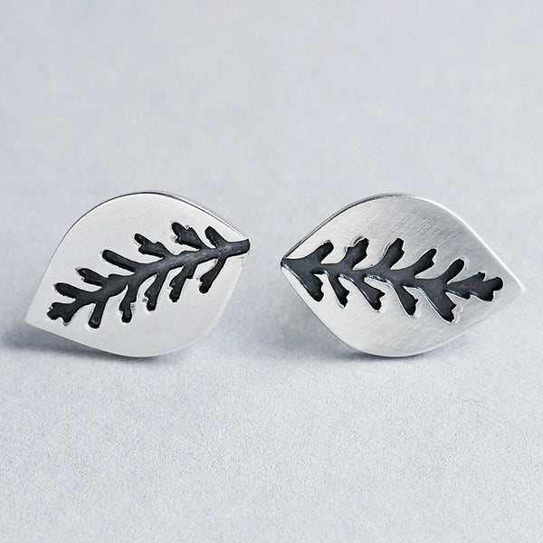 Pierced leaf studs