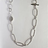 Asymmetric short links necklace