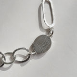 Asymmetric short links necklace