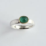 Emerald rose cut hammered ring