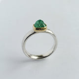 Emerald rose cut hammered ring