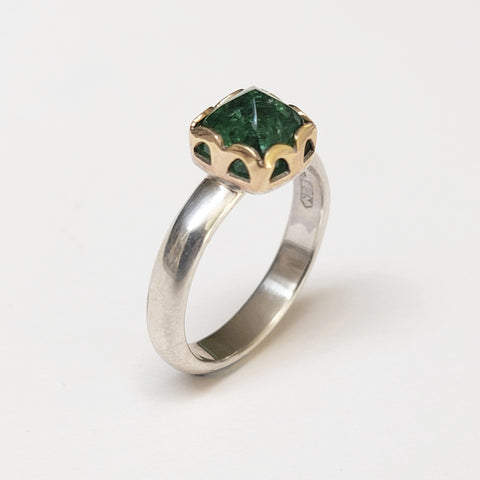 Green tourmaline pyramid ring