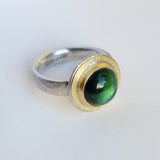 Green tourmaline round hammered top ring
