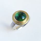 Green tourmaline round hammered top ring