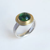 Green tourmaline round hammered top ring