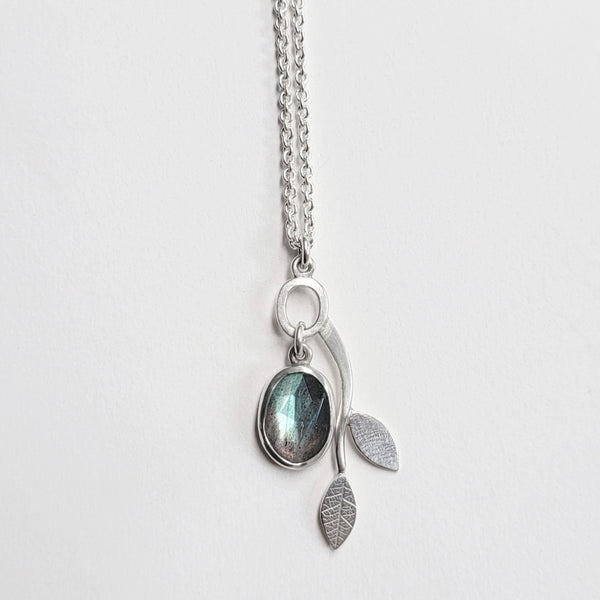 Labradorite branch pendant oval