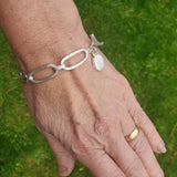 Long links chain bracelet fern drop