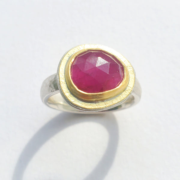 Pink sapphire hammered gold top ring