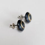 Round stud gold circle