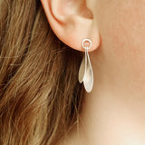 2 short ash key earring