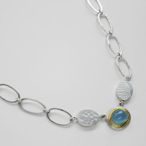 Aquamarine hammered loopy necklace