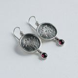 Garnet flower frame earring