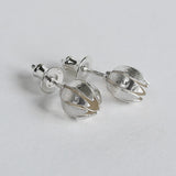 Bud stud earring
