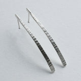 Hammered curve earring