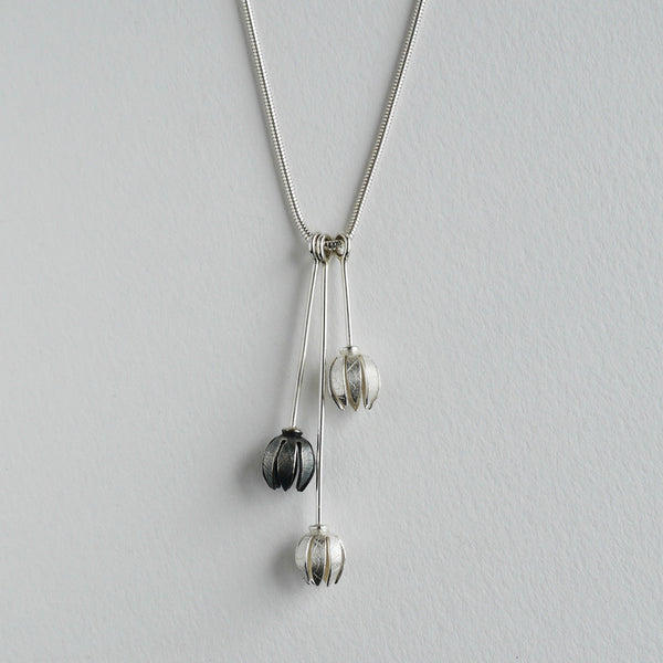 Bud drops pendant